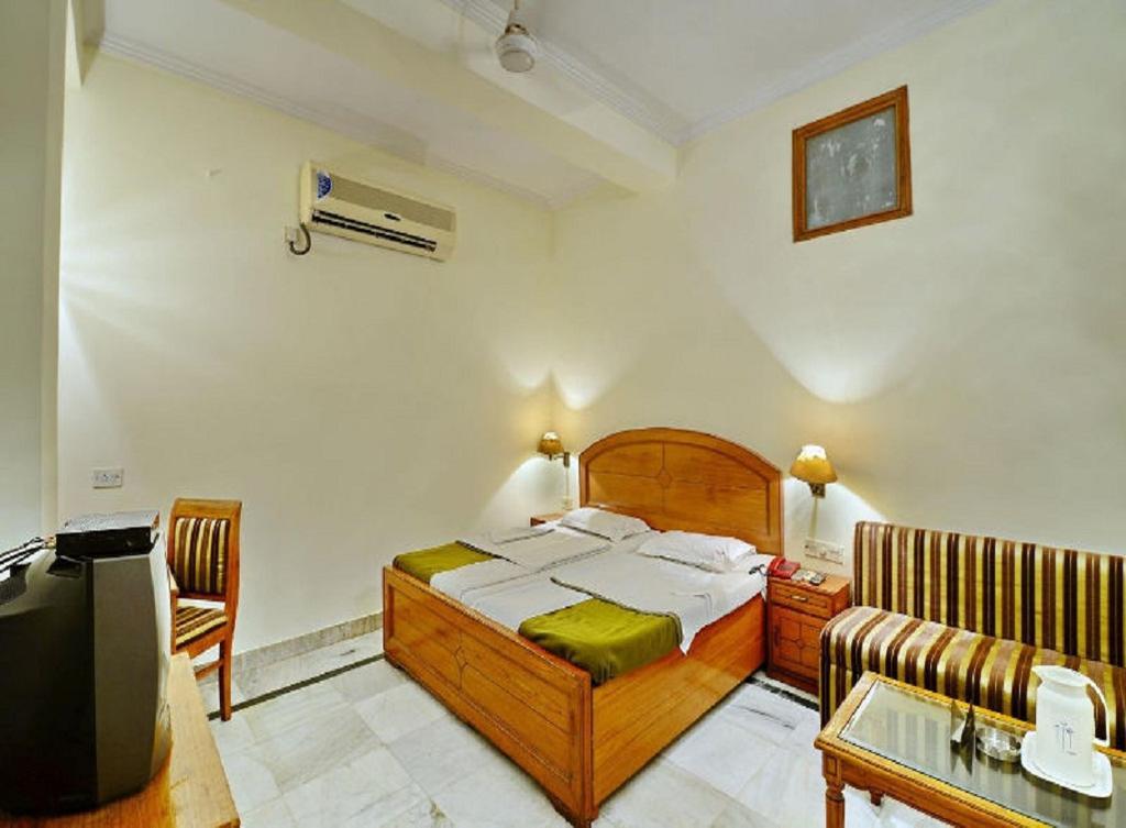 Mahalaxmi Plaza Hotel Faridabad Eksteriør bilde