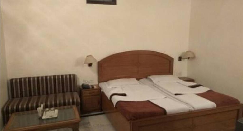 Mahalaxmi Plaza Hotel Faridabad Eksteriør bilde